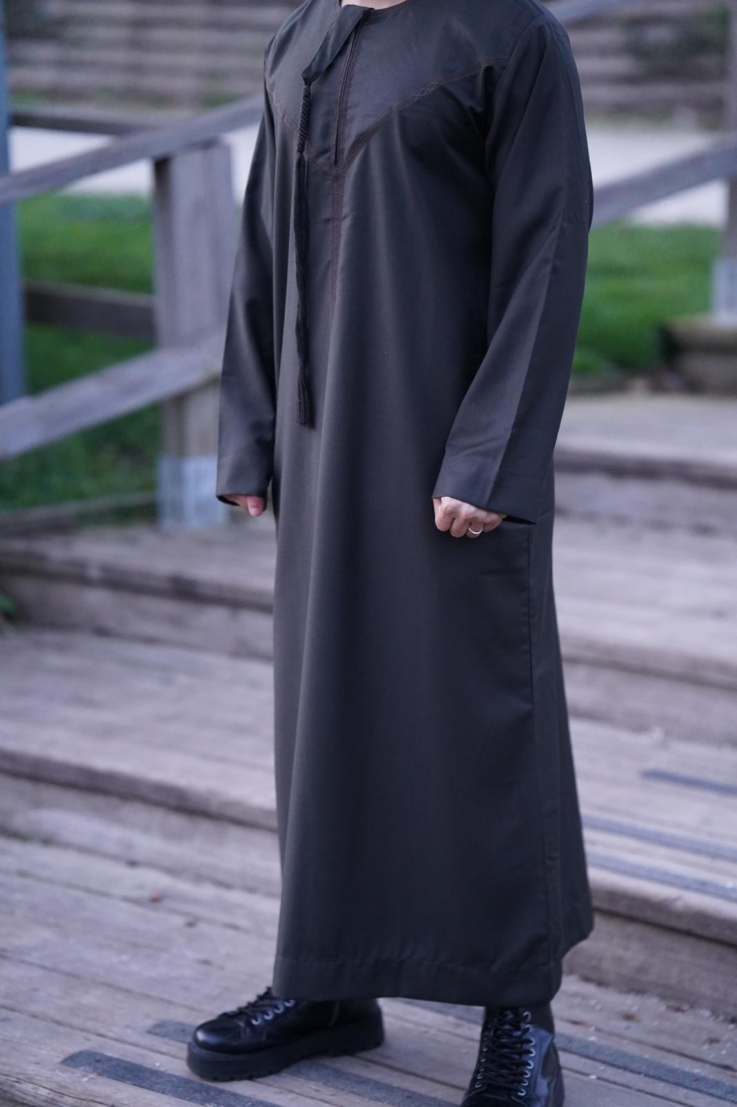 Premium Omani Thobe with Tassel - Black - Image 2